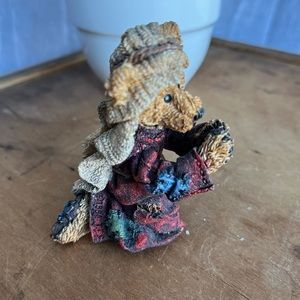 Vintage 1995 Boyd’s Bears Nativity series #2 style # 2402 Theresa as Mary